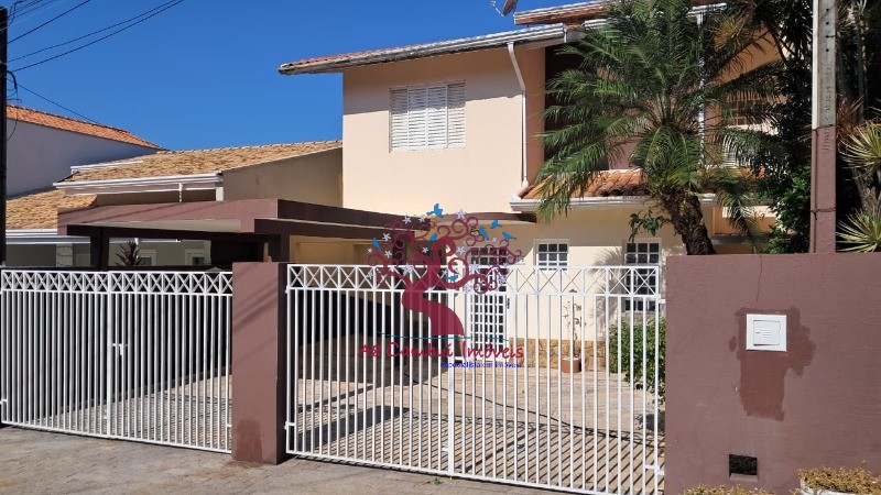 Casa de Condomínio à venda com 3 quartos, 127m² - Foto 1