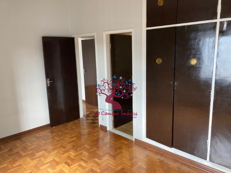 Casa para alugar com 3 quartos, 300m² - Foto 16
