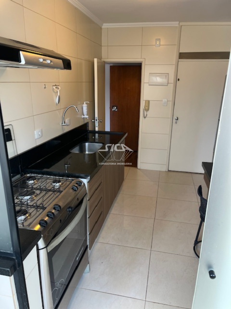 Apartamento para alugar com 3 quartos, 105m² - Foto 10