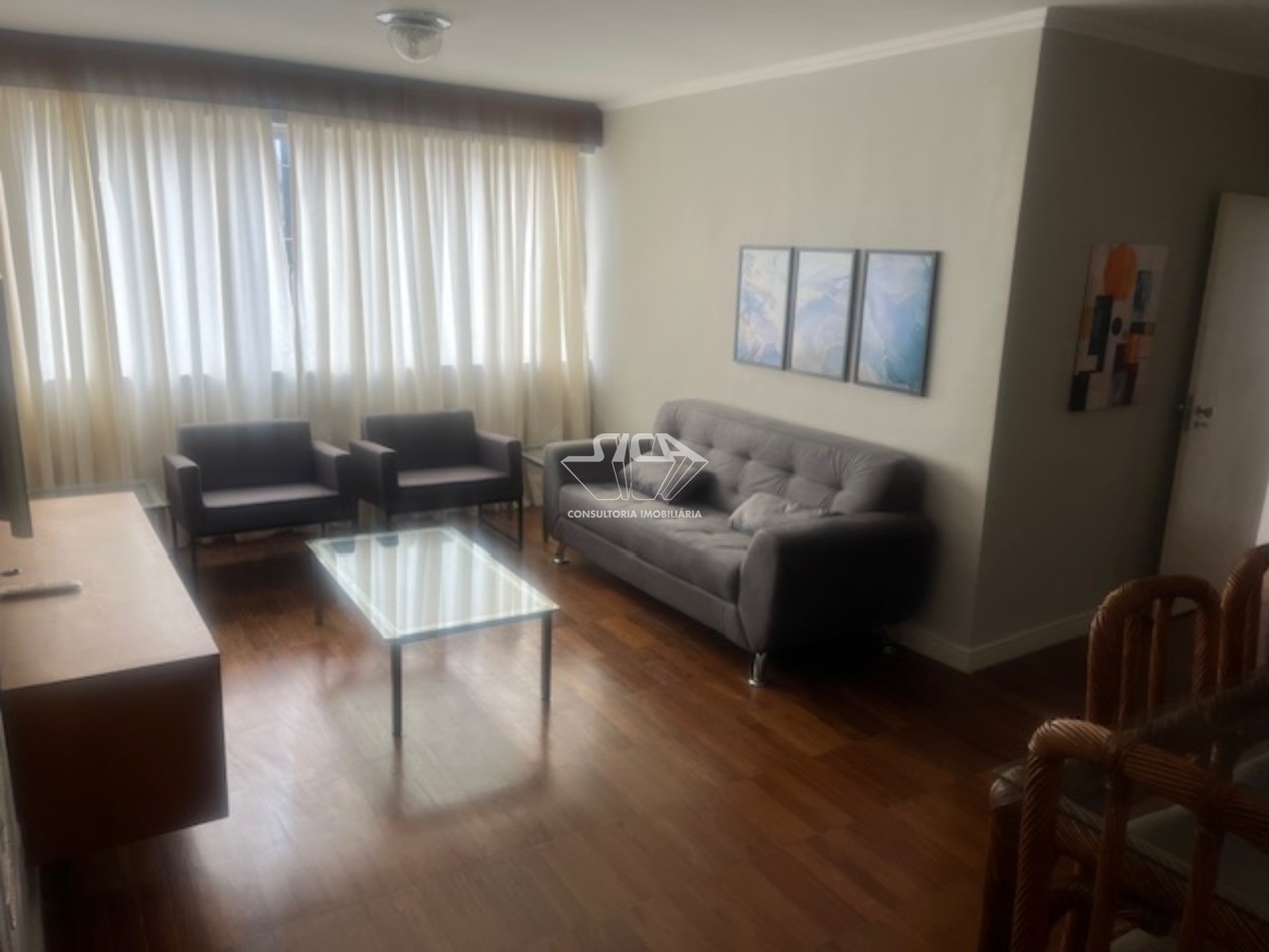 Apartamento para alugar com 3 quartos, 105m² - Foto 2
