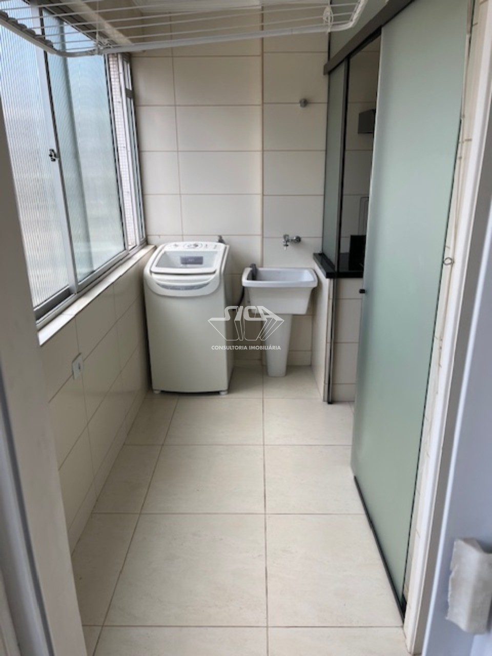 Apartamento para alugar com 3 quartos, 105m² - Foto 13