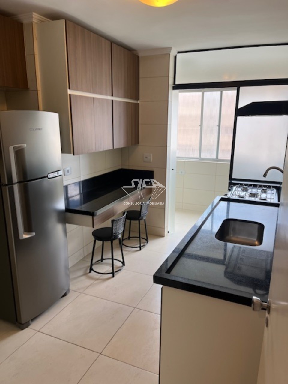 Apartamento para alugar com 3 quartos, 105m² - Foto 9