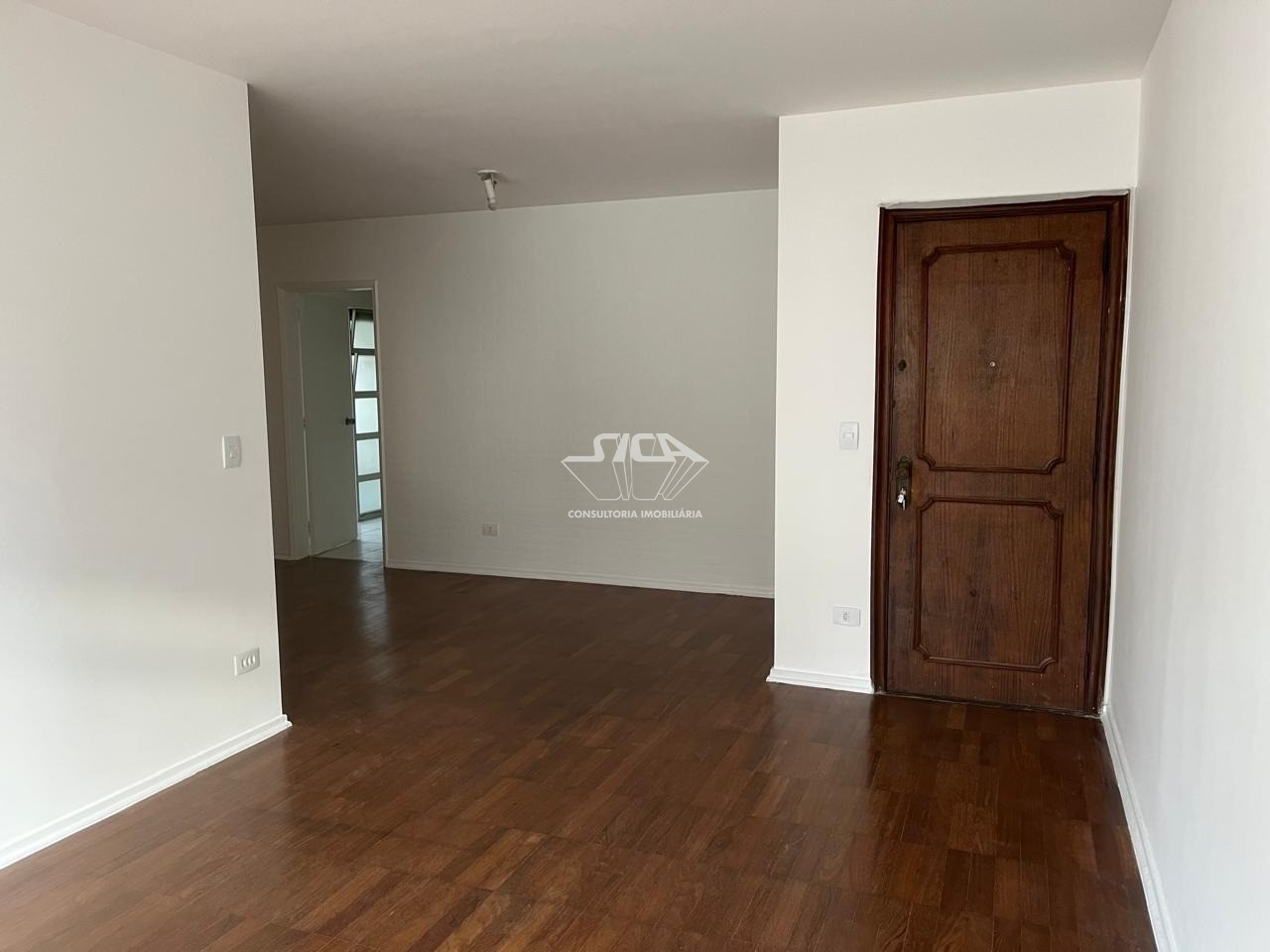 Apartamento à venda e aluguel com 3 quartos, 136m² - Foto 4
