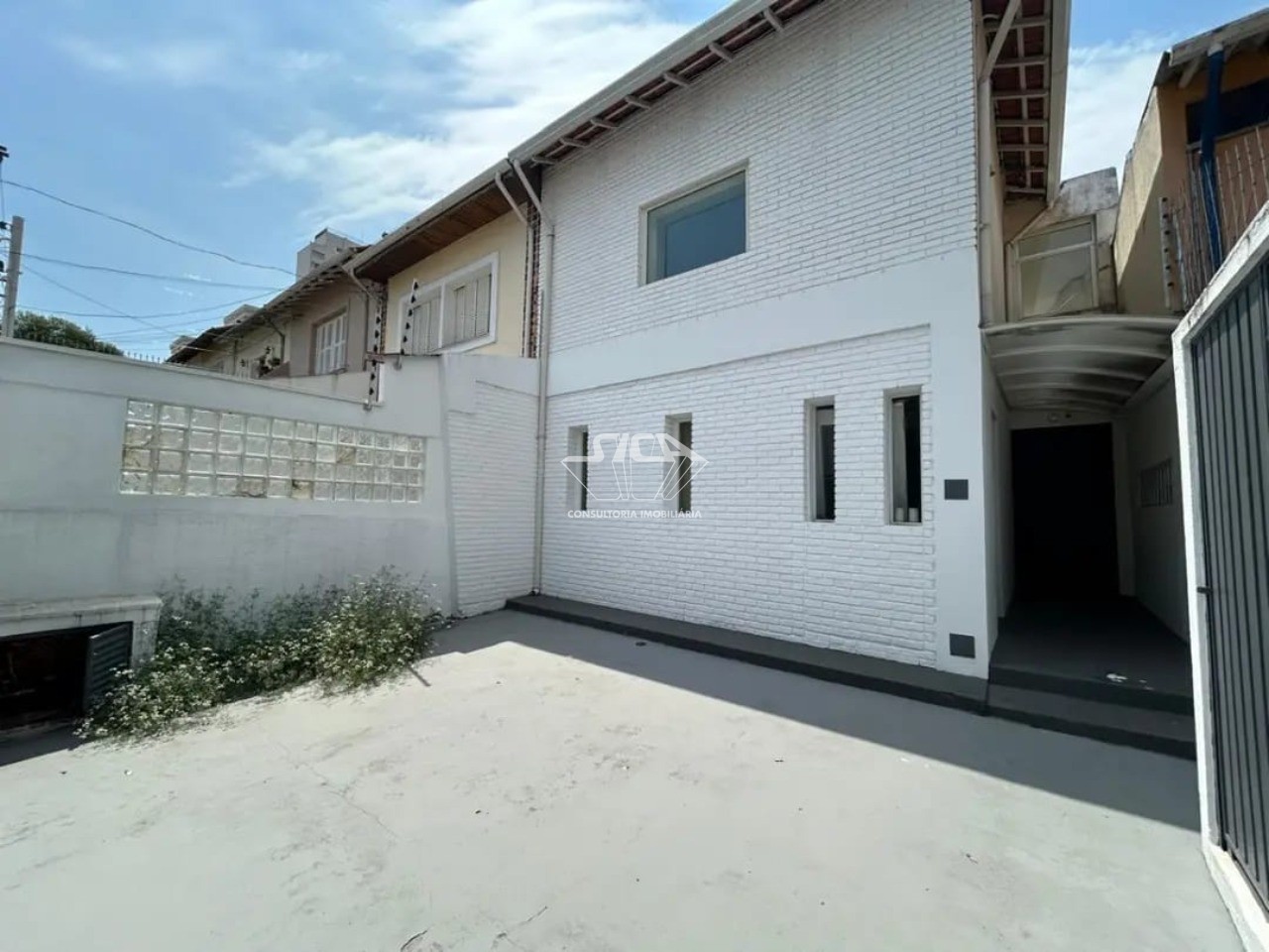 Sobrado, 8 quartos, 200 m² - Foto 2