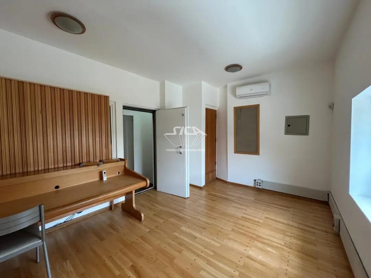 Sobrado, 8 quartos, 200 m² - Foto 6