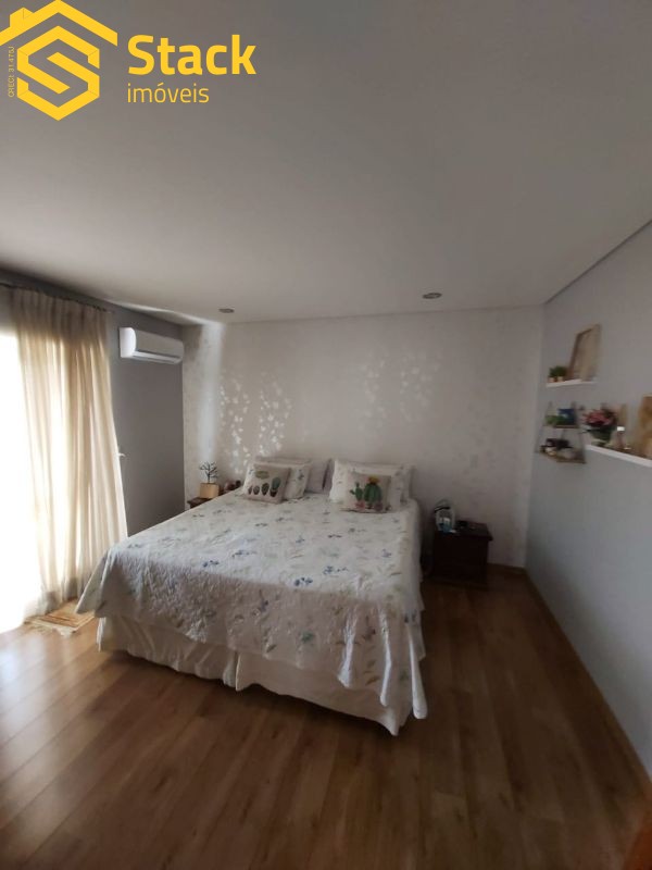 Casa, 4 quartos, 640 m² - Foto 25