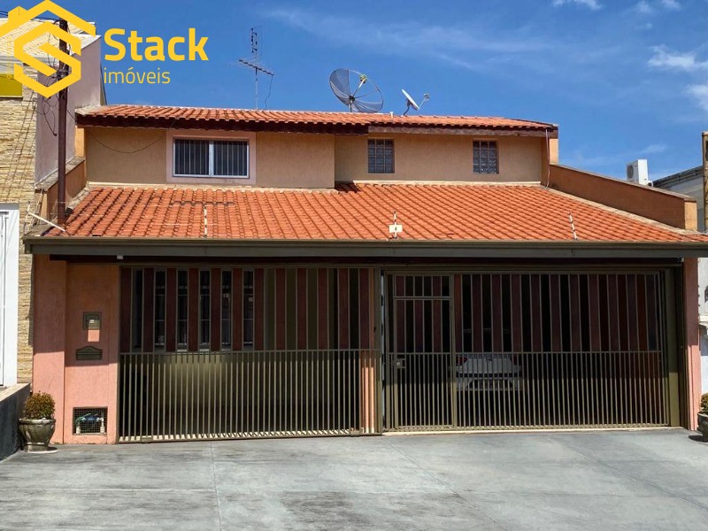 Casa, 3 quartos, 315 m² - Foto 1