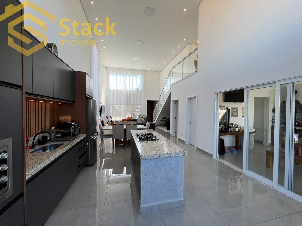 Casa, 3 quartos, 210 m² - Foto 12