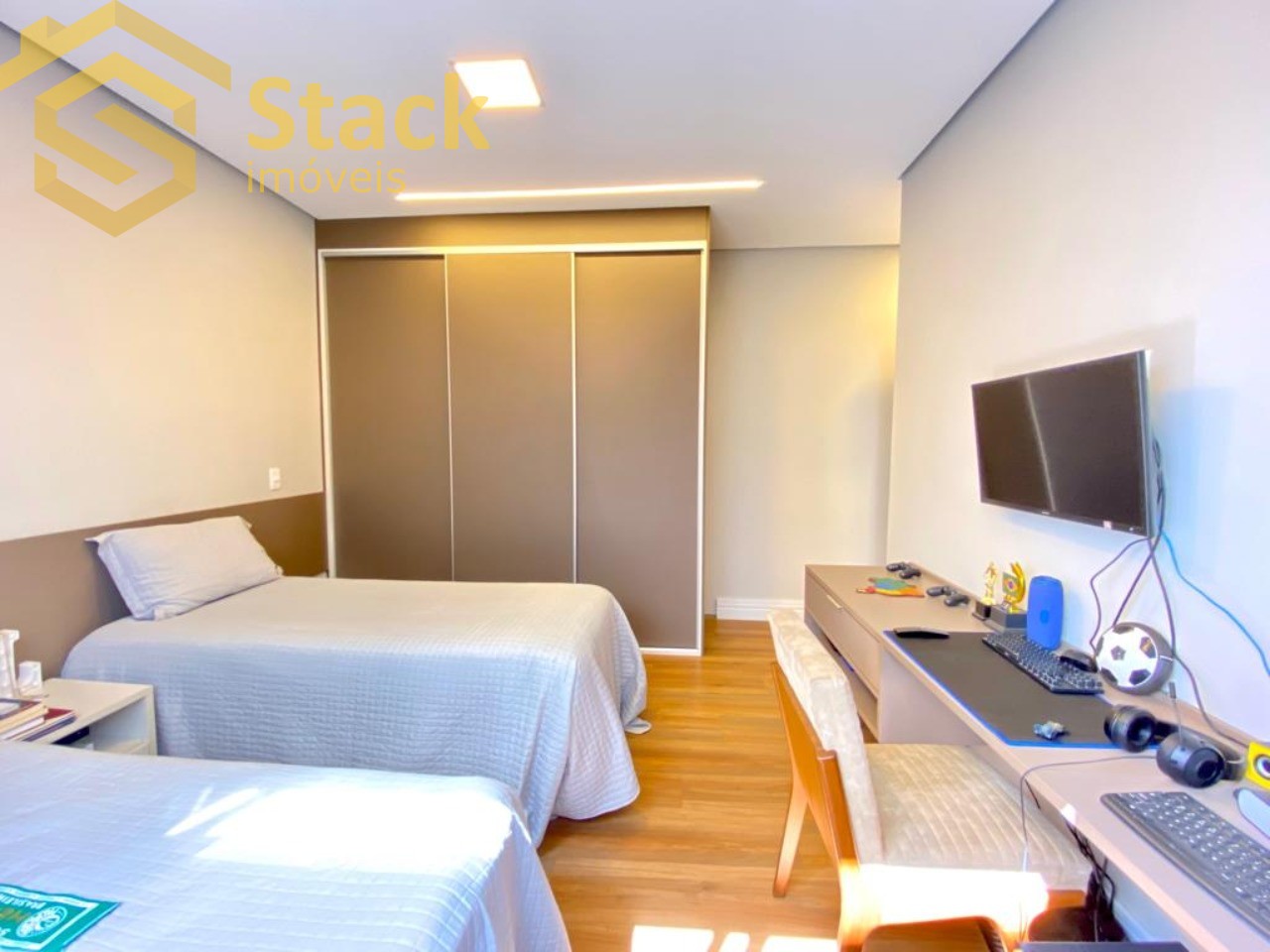 Casa, 4 quartos, 262 m² - Foto 24