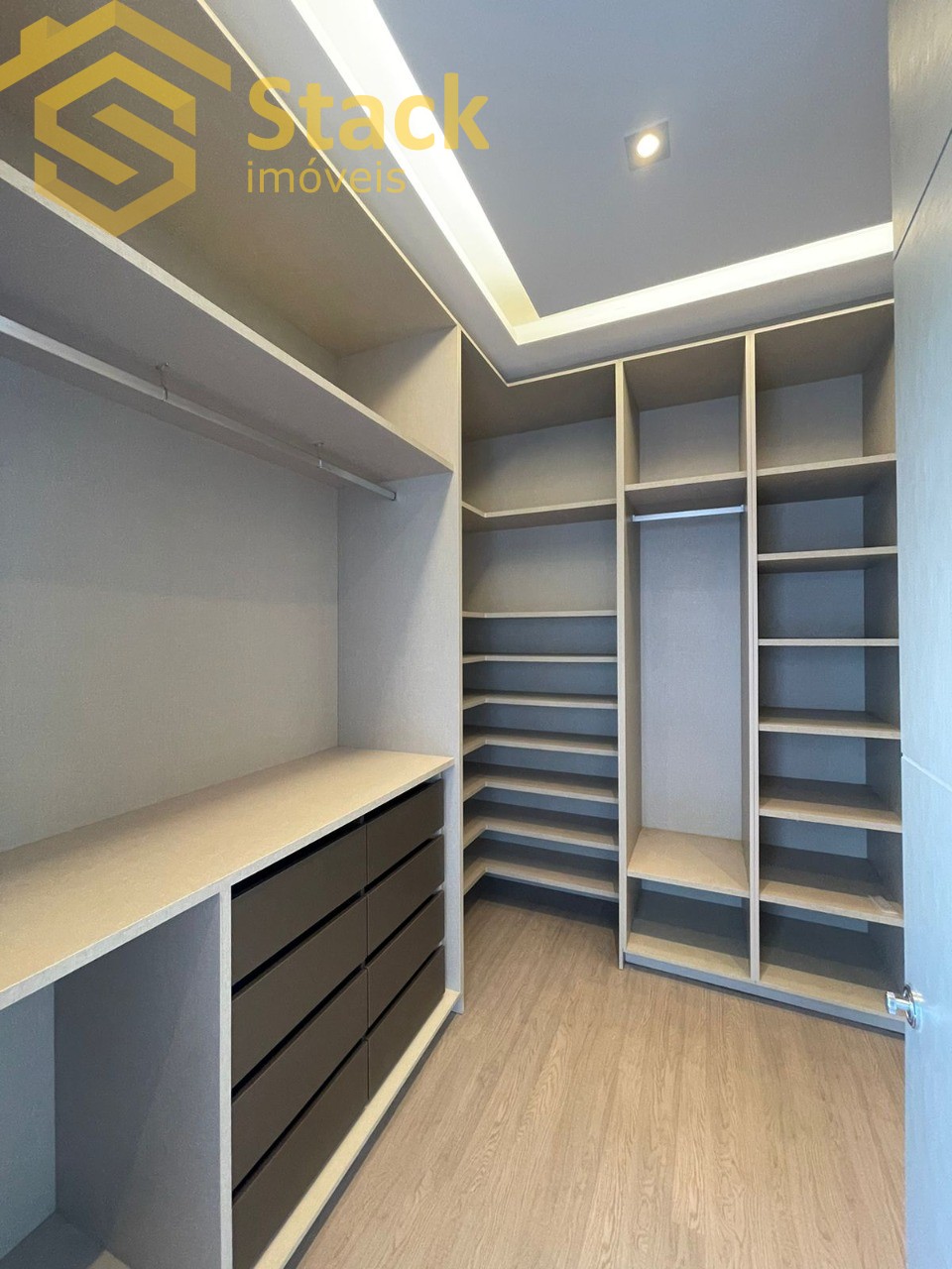 Casa, 4 quartos, 254 m² - Foto 44