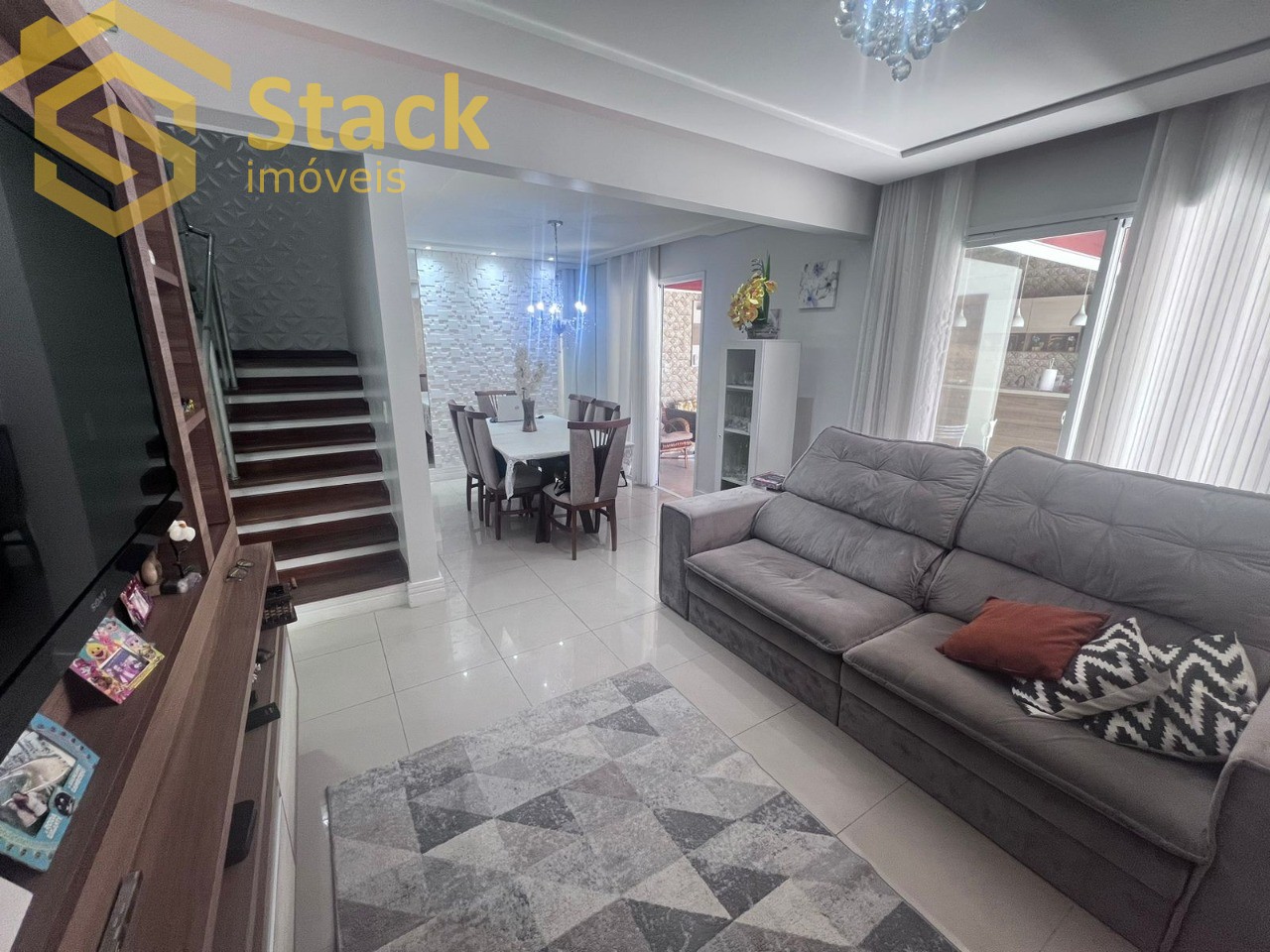 Casa, 3 quartos, 160 m² - Foto 1
