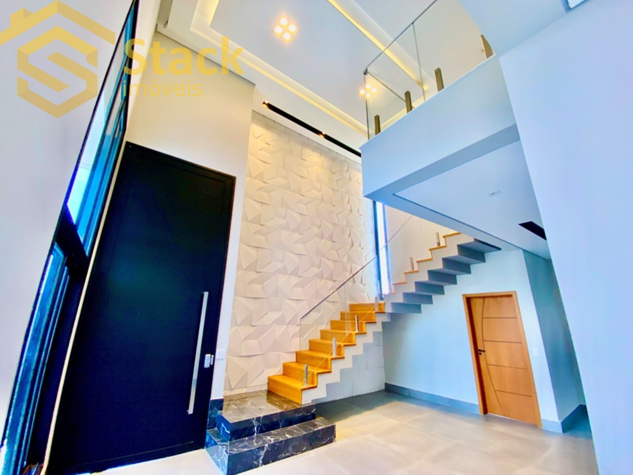Casa, 3 quartos, 292 m² - Foto 2