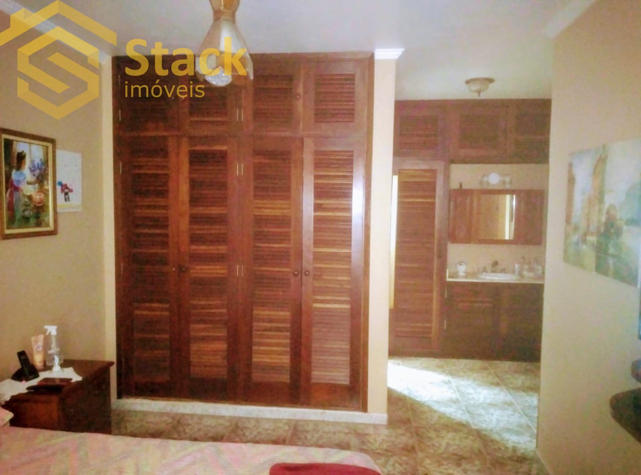 Casa à venda com 3 quartos, 200m² - Foto 34