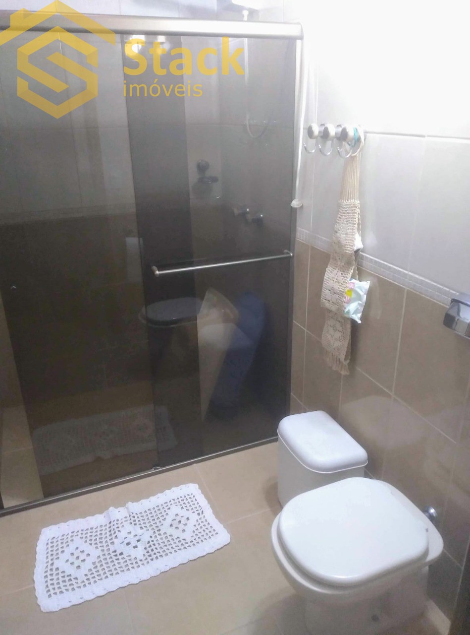 Casa à venda com 3 quartos, 200m² - Foto 39