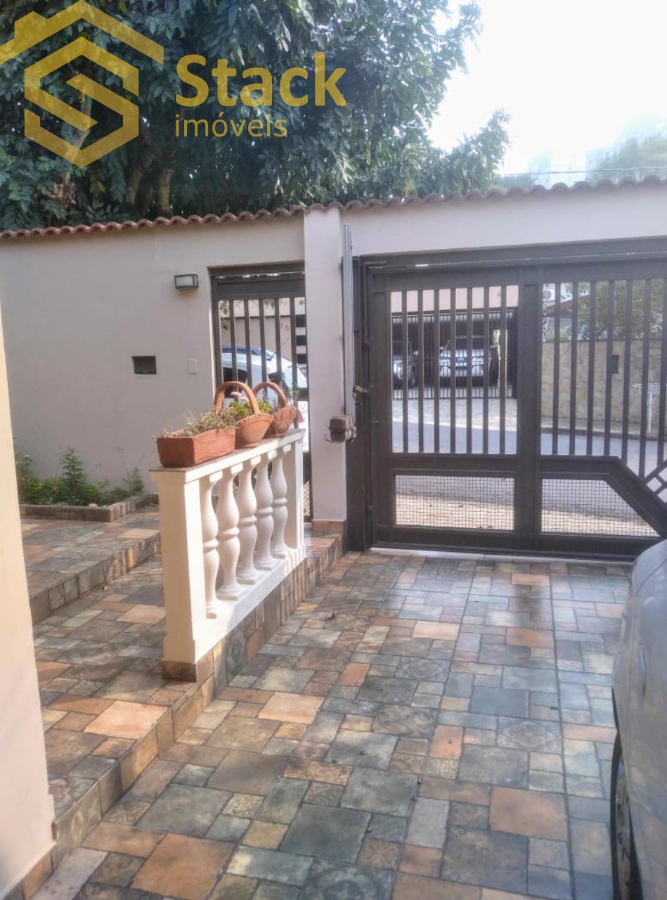 Casa à venda com 3 quartos, 200m² - Foto 3
