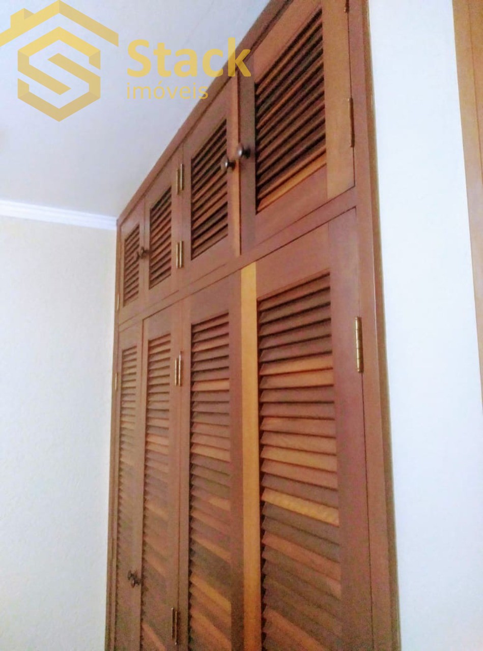 Casa à venda com 3 quartos, 200m² - Foto 30