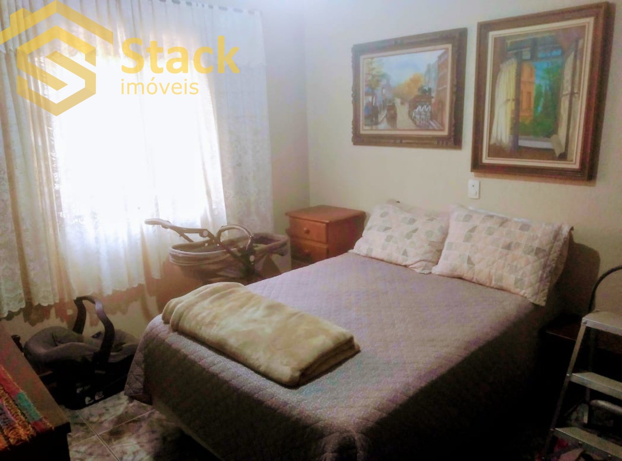 Casa à venda com 3 quartos, 200m² - Foto 32