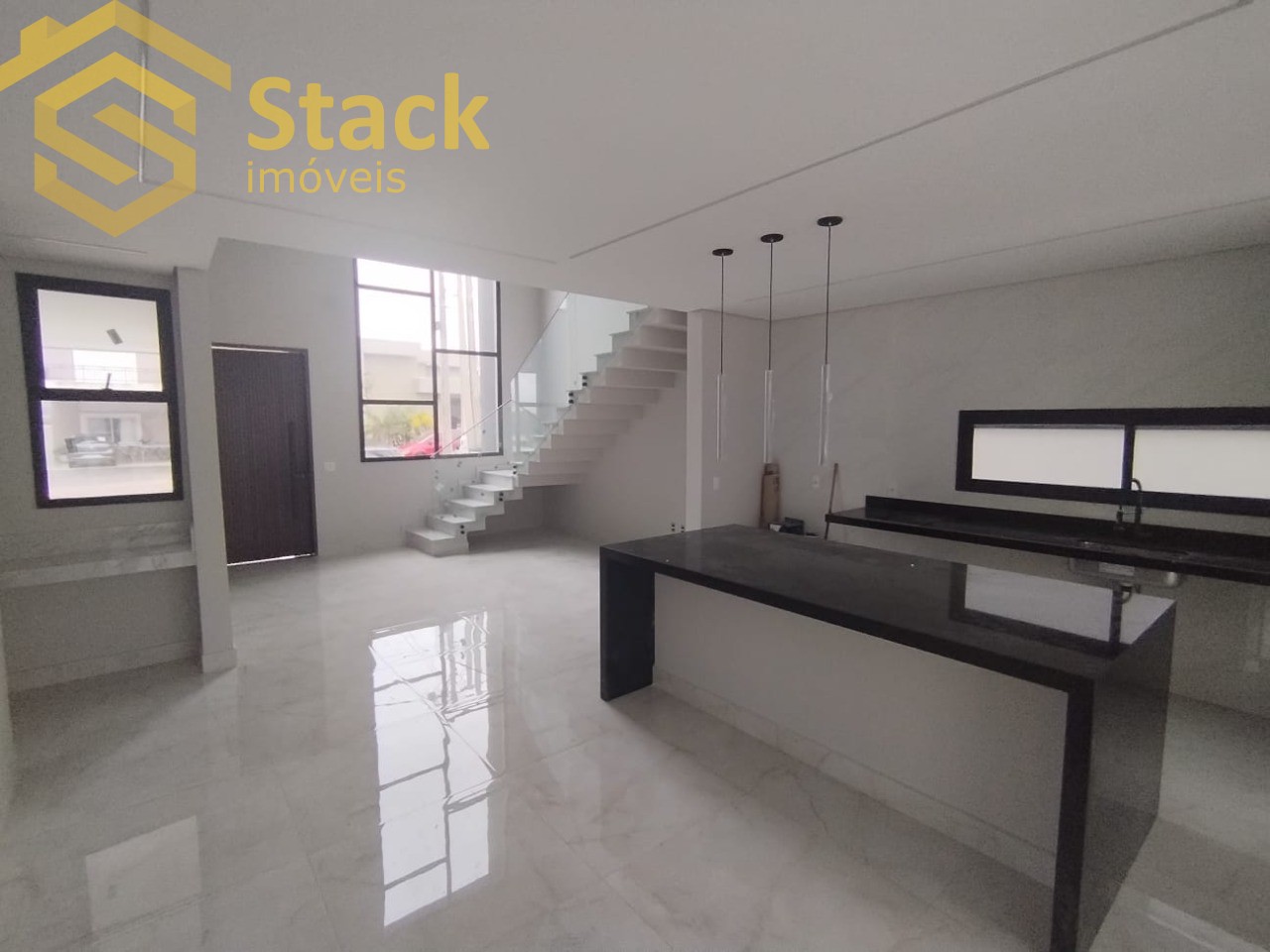 Casa, 3 quartos, 189 m² - Foto 2