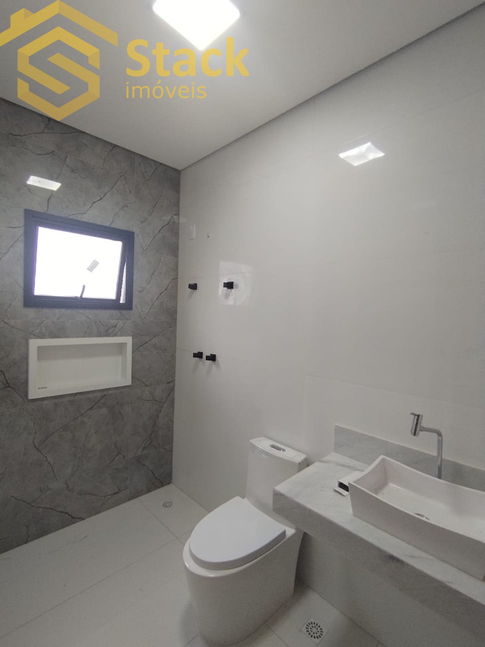 Casa, 3 quartos, 189 m² - Foto 4