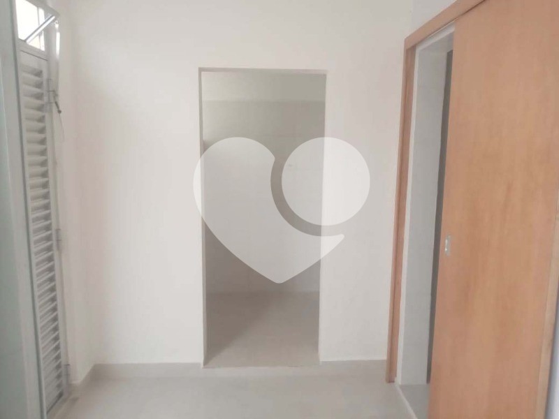 Casa para alugar com 1 quarto, 50m² - Foto 11