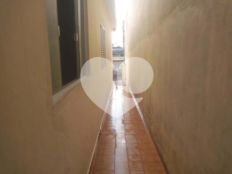 Casa para alugar com 1 quarto, 50m² - Foto 14