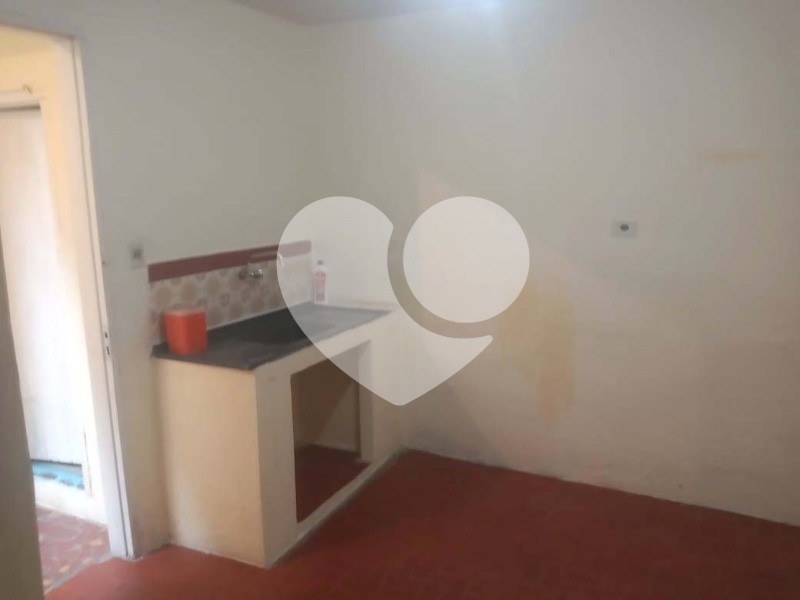 Casa para alugar com 1 quarto, 25m² - Foto 4
