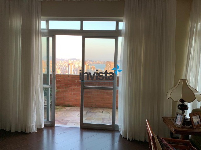 Casa de Condomínio à venda com 5 quartos, 570m² - Foto 15