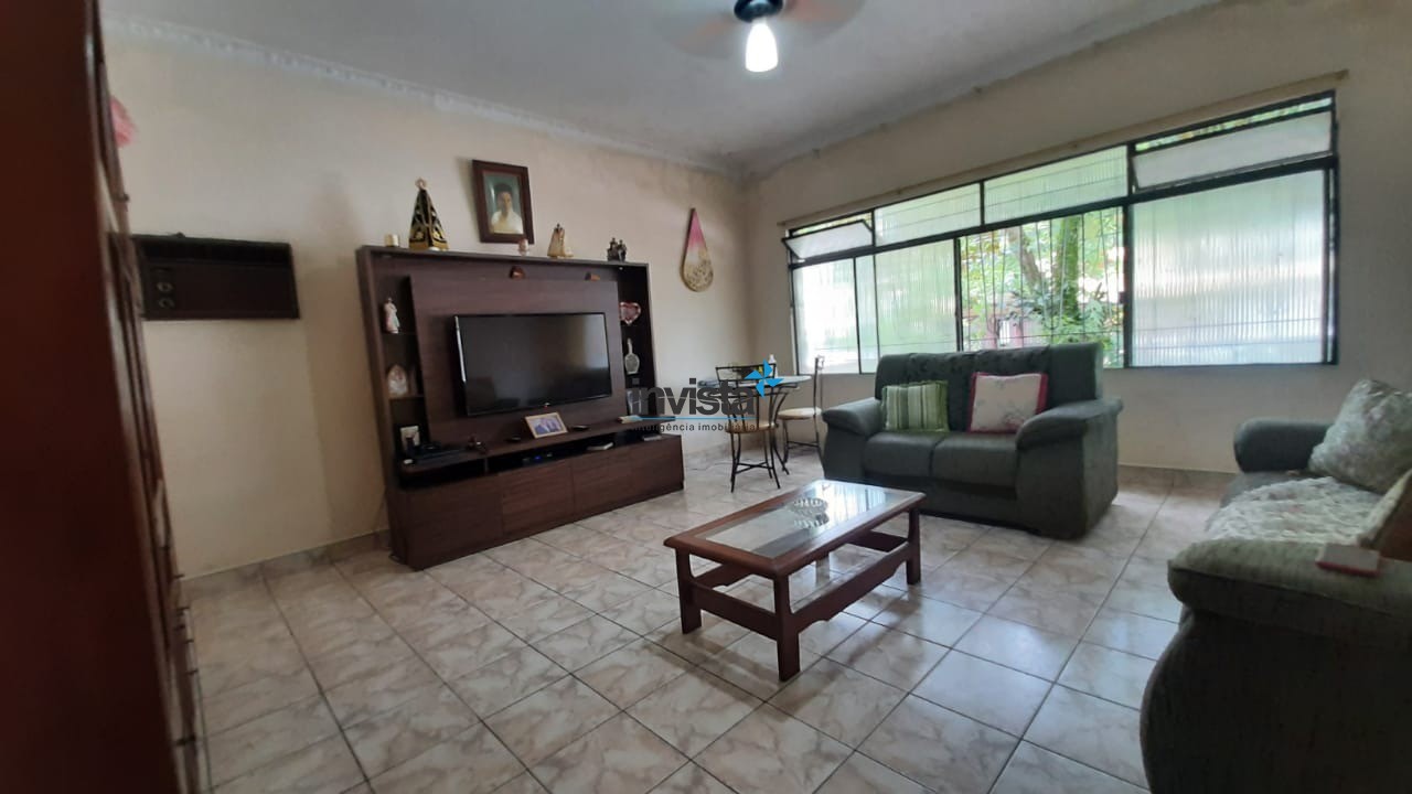 Casa à venda com 2 quartos, 350m² - Foto 1
