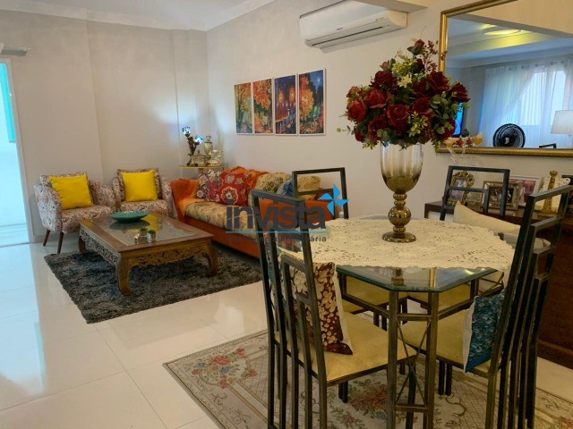 Casa, 3 quartos, 214 m² - Foto 1