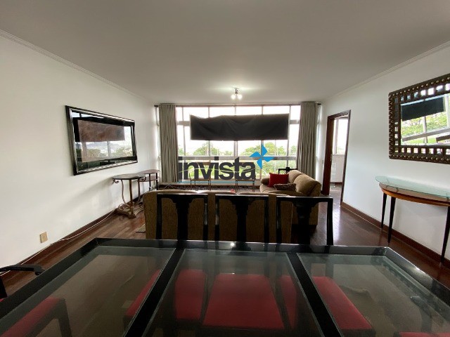 Apartamento à venda com 3 quartos, 158m² - Foto 2
