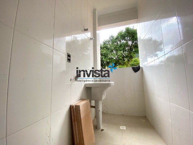 Casa à venda com 3 quartos, 100m² - Foto 8