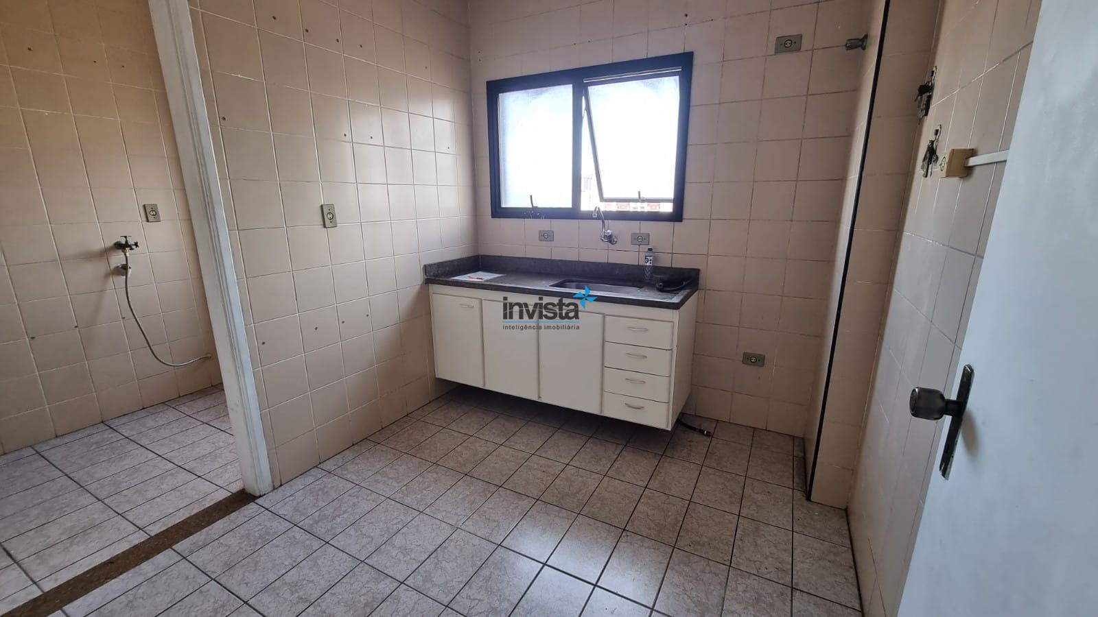 Apartamento à venda com 2 quartos, 75m² - Foto 17