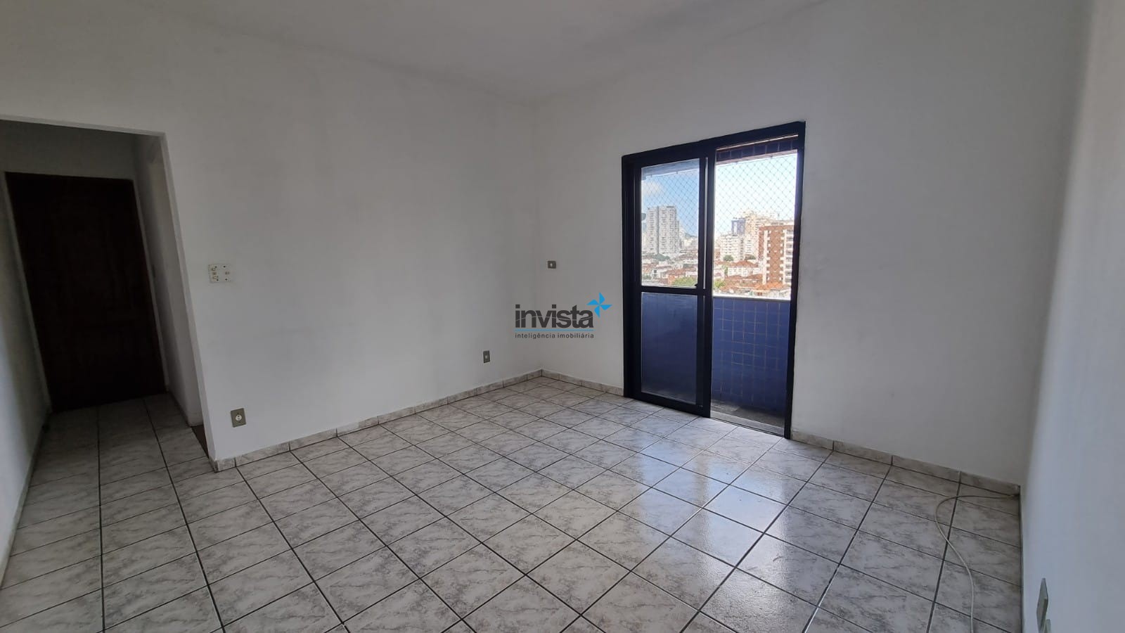 Apartamento à venda com 2 quartos, 75m² - Foto 2