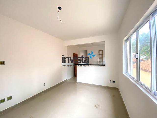 Casa à venda com 3 quartos, 100m² - Foto 4