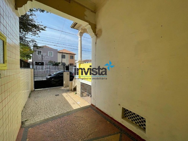Sobrado à venda com 4 quartos, 138m² - Foto 2