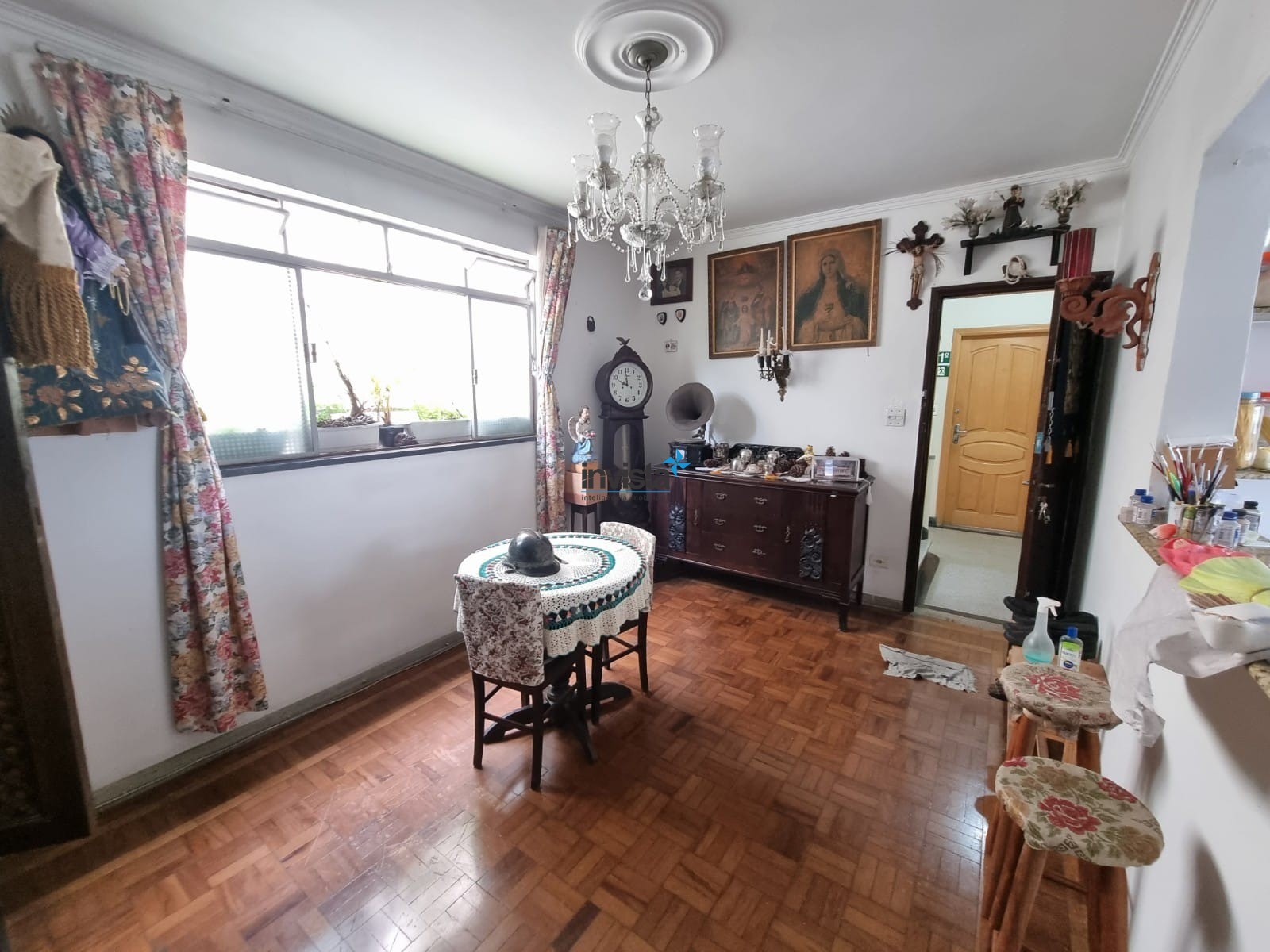 Apartamento à venda com 2 quartos, 80m² - Foto 2