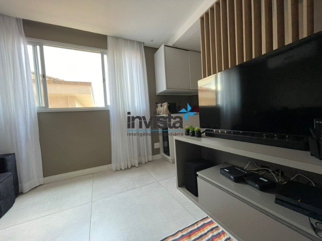 Casa à venda com 2 quartos, 125m² - Foto 1