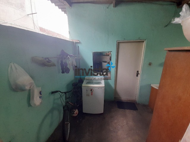 Casa à venda com 2 quartos, 300m² - Foto 24