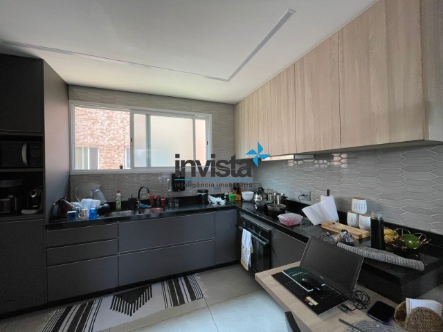 Casa à venda com 2 quartos, 125m² - Foto 7