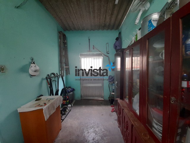 Casa à venda com 2 quartos, 300m² - Foto 25