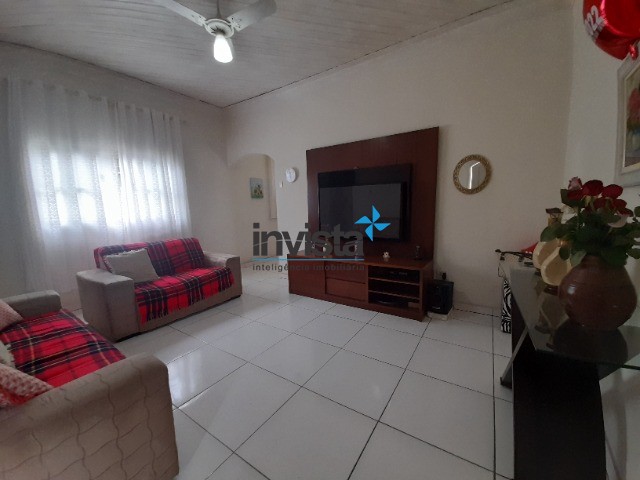 Casa à venda com 2 quartos, 300m² - Foto 5