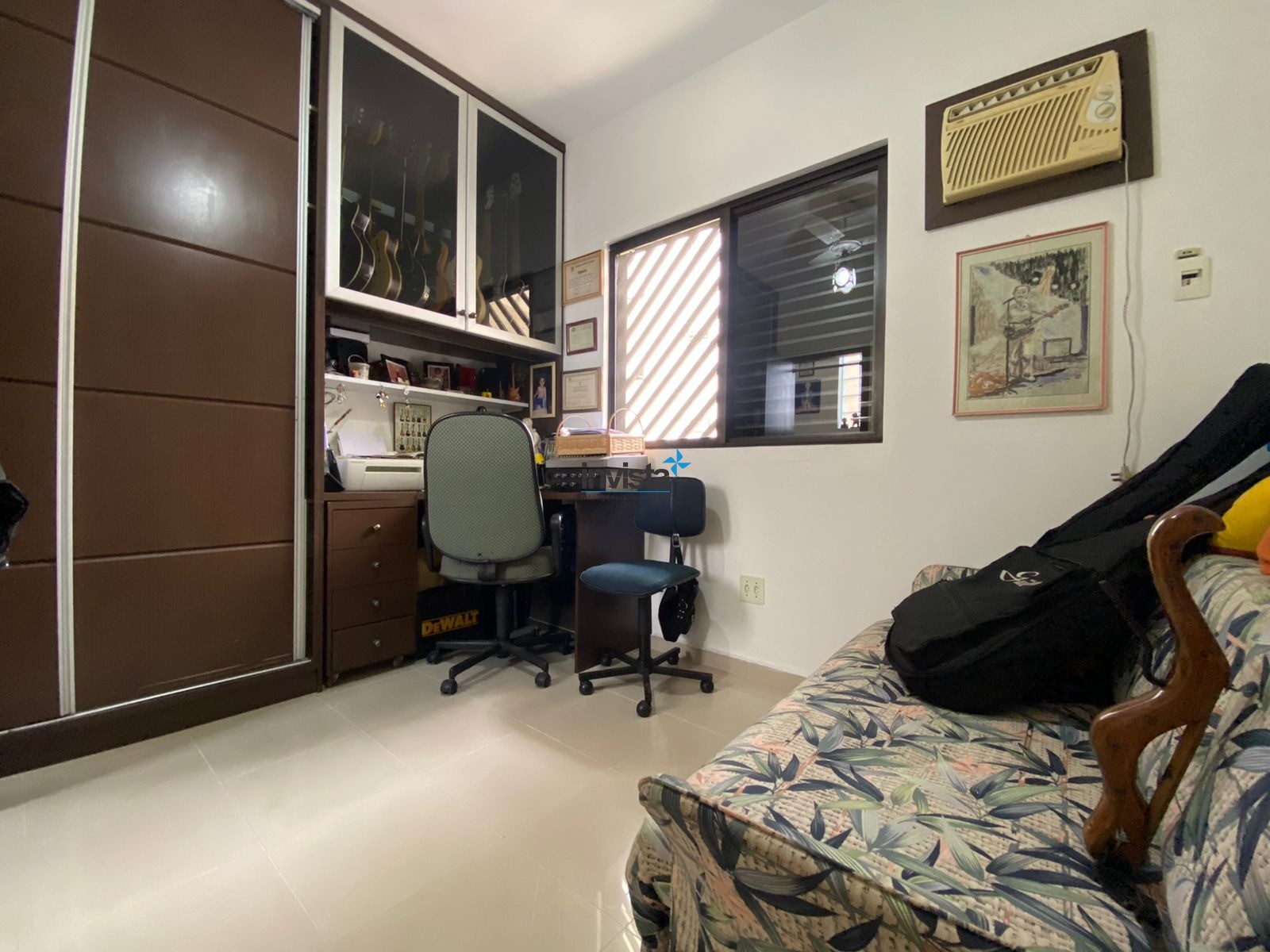Casa à venda com 3 quartos, 250m² - Foto 5