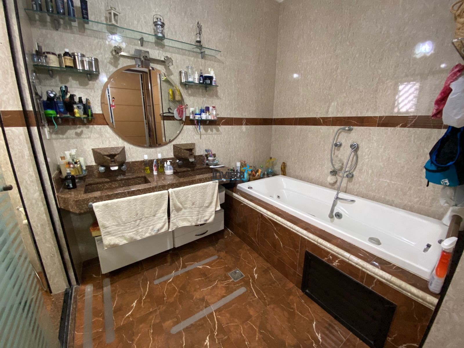 Casa à venda com 3 quartos, 250m² - Foto 13