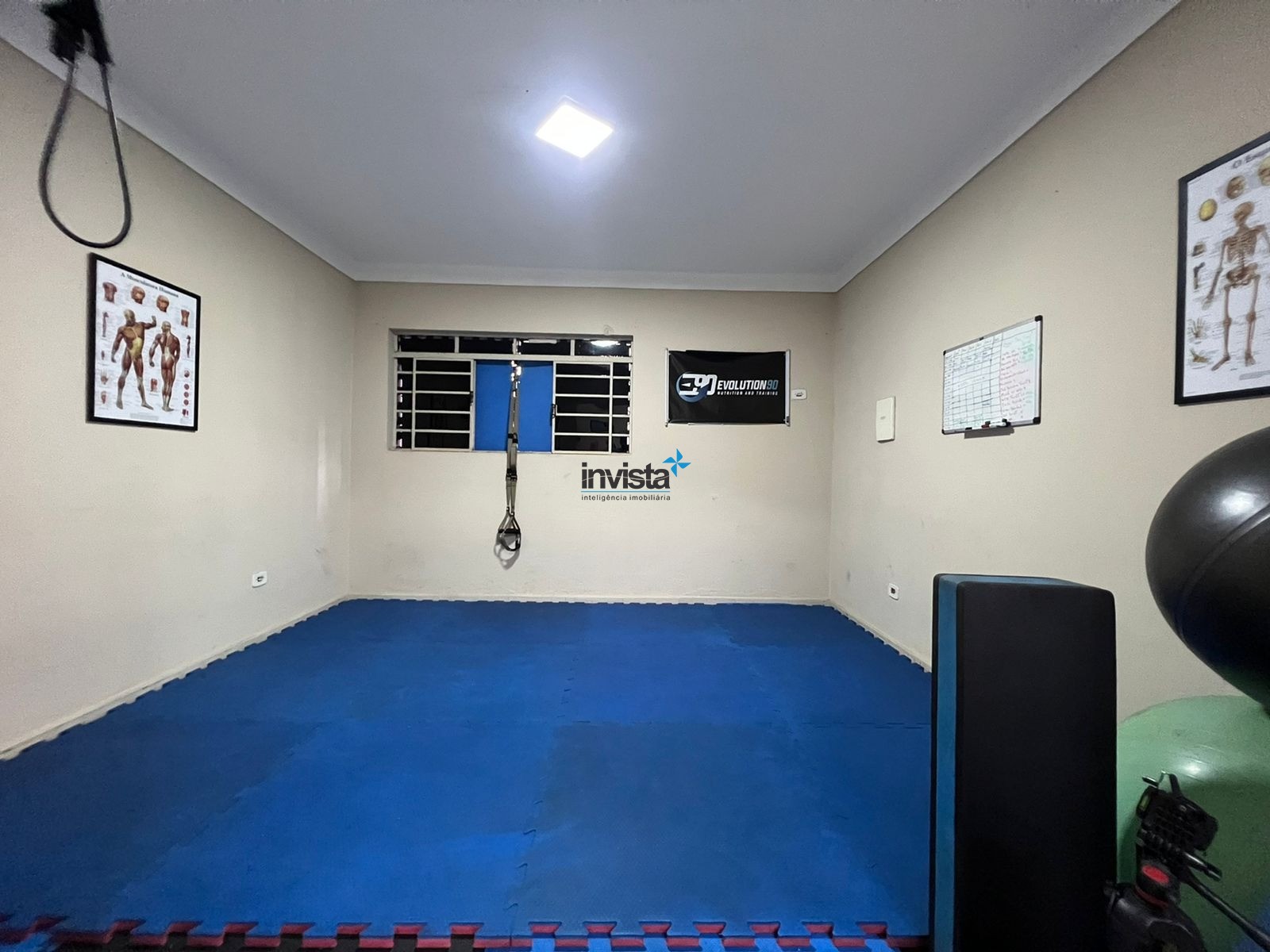 Casa à venda com 3 quartos, 144m² - Foto 13