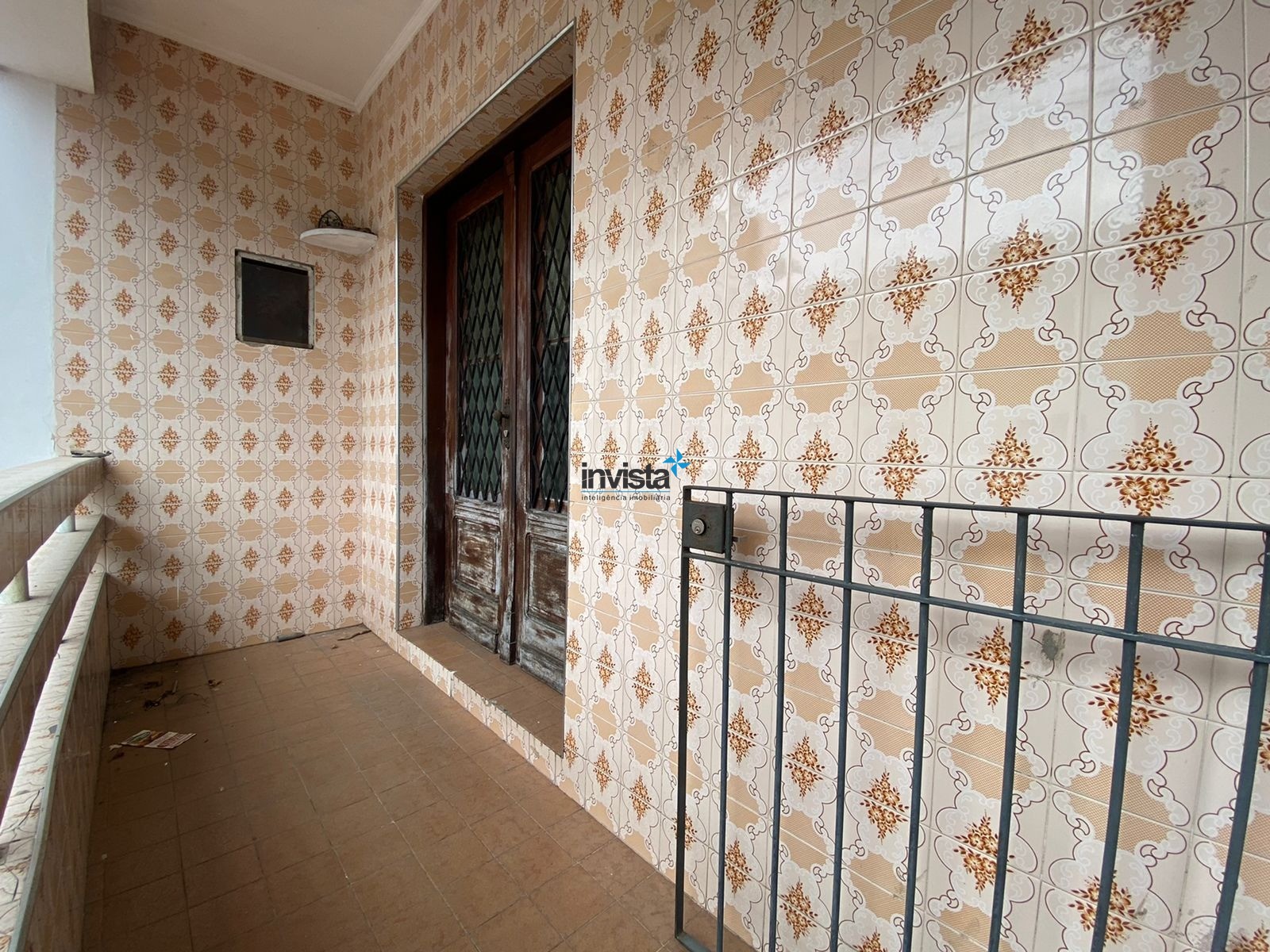 Casa à venda com 2 quartos, 80m² - Foto 1