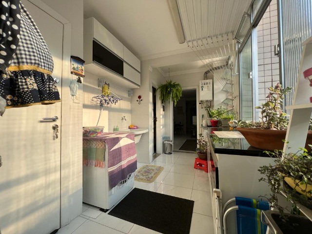 Apartamento à venda com 4 quartos, 189m² - Foto 18