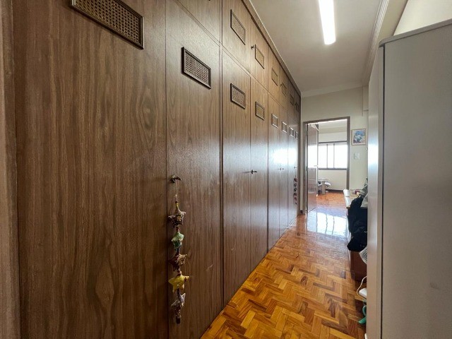 Apartamento à venda com 4 quartos, 189m² - Foto 28
