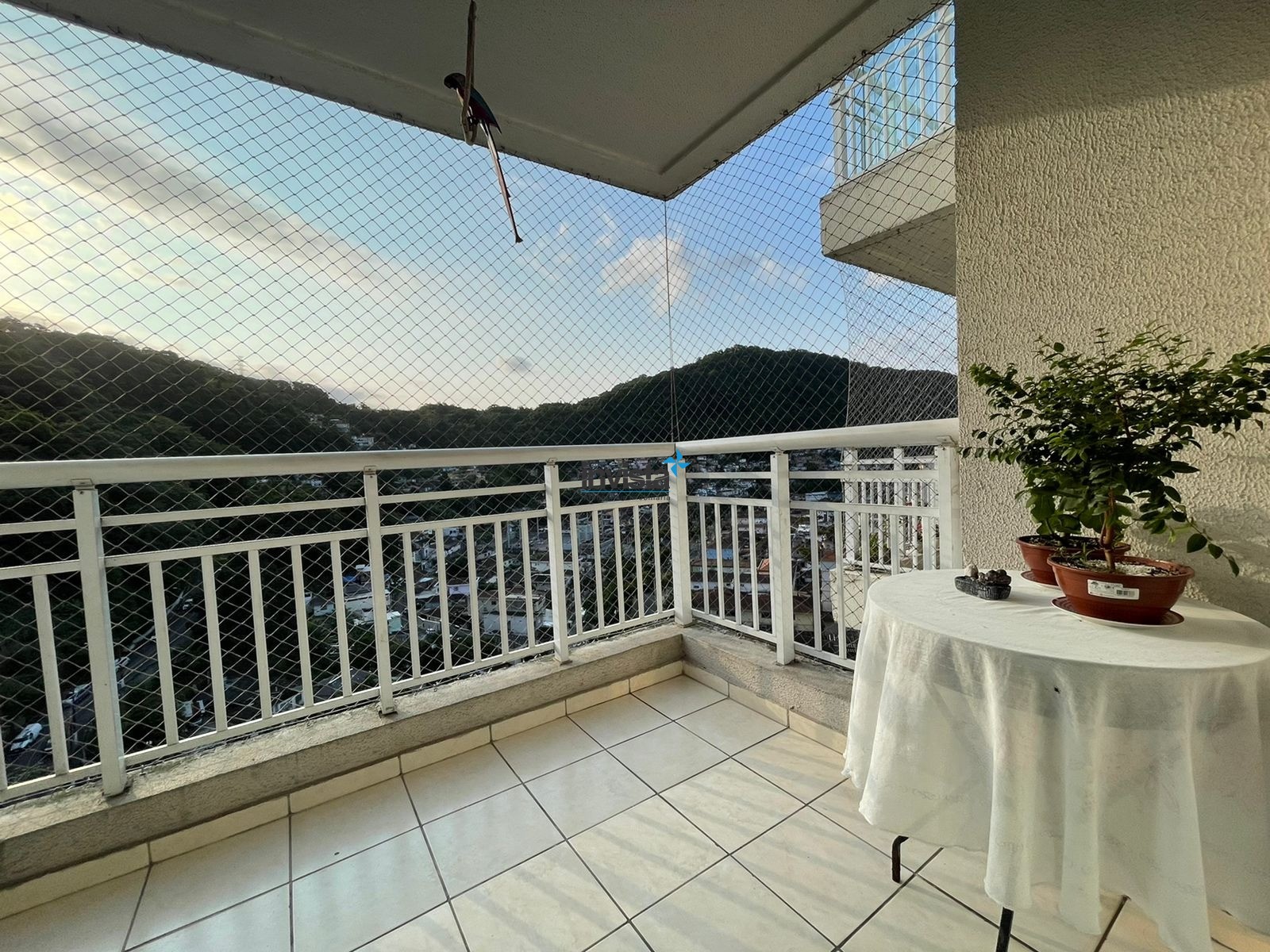 Apartamento à venda com 3 quartos, 84m² - Foto 1