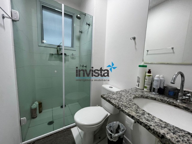 Apartamento à venda com 2 quartos, 70m² - Foto 12