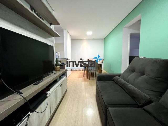 Apartamento à venda com 2 quartos, 70m² - Foto 3